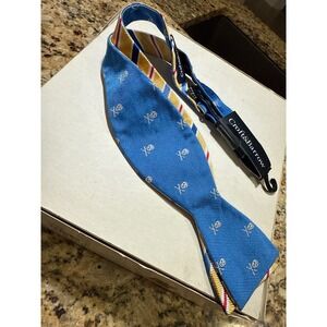 Croft & Barrow Mens‎ Adjustable Bow Tie Reversible Skull Stripes